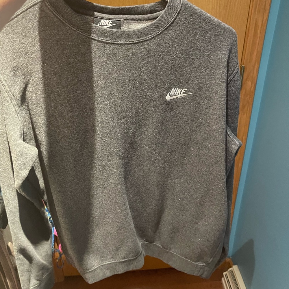 Nike crew neck